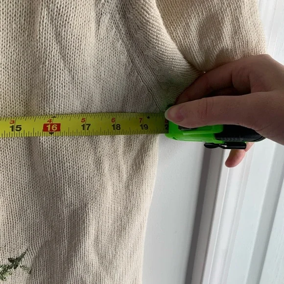 Dressbarn Vintage Cream Floral Embroidered eyelet cardigan - Picture 11 of 12